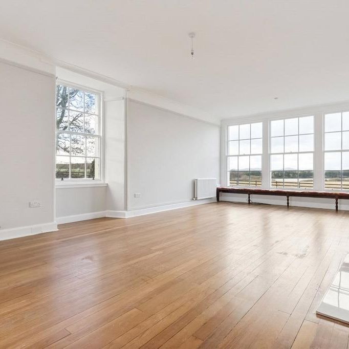 7 bedroom detached house to rent - Photo 1