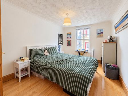 3 bedroom terraced house to rent - Photo 4