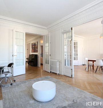 Appartement • Chaillot - Photo 1