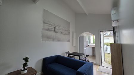 Maison Meublée CHATOU – Jardin - Photo 3