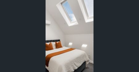 Luxury Living - Photo 4