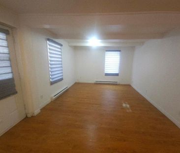 Maison 4 1/2 sur 2 étage - Photo 2