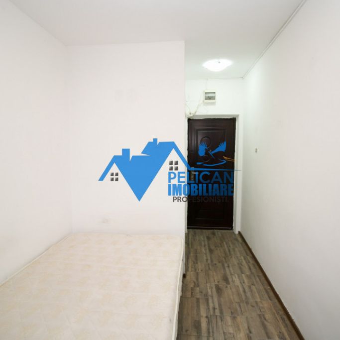 Vest, garsoniera 11mp, etaj 2 - Fotografie 1