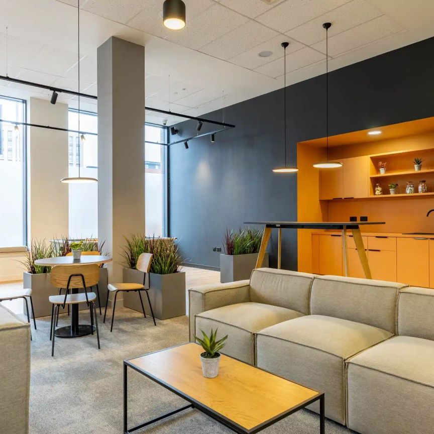 Premium 4 Bed Ensuite - Photo 1