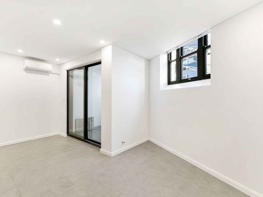Stylish & Conveniently Located 1 x Bedroom Apartment - Photo 1