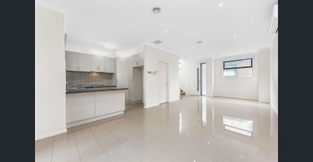 Immaculate Renovated 3-Bedroom Home in Springvale South - Photo 5