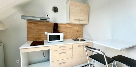 Location Appartement 1 pièce 17m² BOURGES 18000 - Photo 2