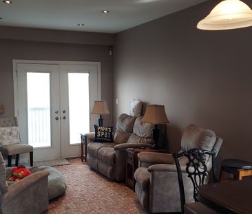 For Lease - 4051 Medland Drive, Burlington, Ontario - Photo 1