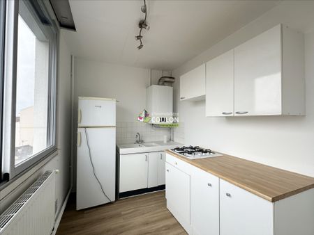 Appartement - 1 pièce - Saint-Alyre/Fontgiève - Photo 2