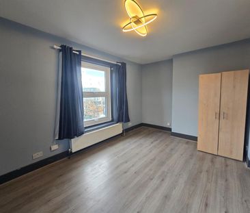 Lower Clapton Road, Hackney, London E5 - Photo 2