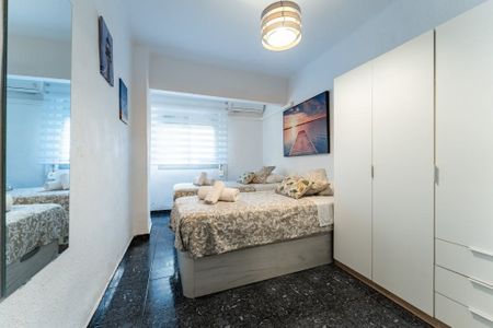 Calle la Regente, Málaga, Andalusia 29009 - Photo 5