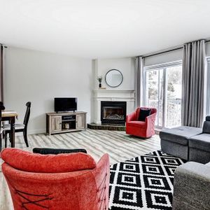 Condo 4 1/2 à louer - Photo 2