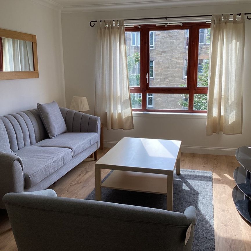 2 Bed Flat, St Clair Avenue, EH6 - Photo 1