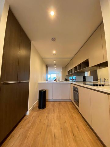 2 Bed Flat, Blackheath Road, SE10 - Photo 4