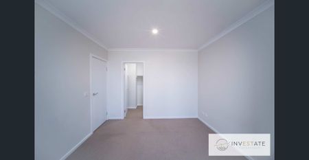 Modern Family Home In The Heart Of Wyndham Vale! - Photo 2
