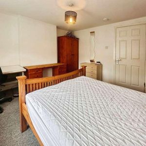 Bournbrook Road, Birmingham, B29 - Photo 2