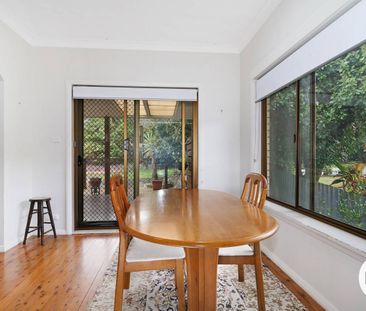 IDEALLY LOCATED, BEAUTIFUL HOME - Photo 1