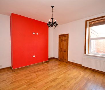 2 bed flat to rent in Harold Street, Jarrow, NE32 - Photo 2