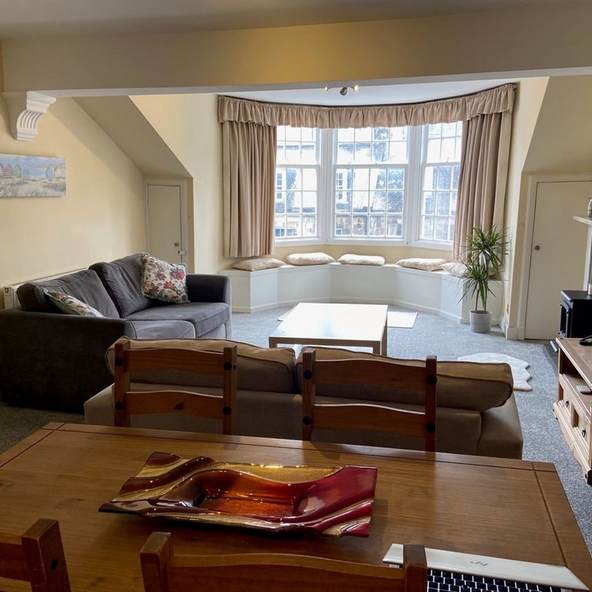 1 Bed Flat, Albany Street, EH1 - Photo 1