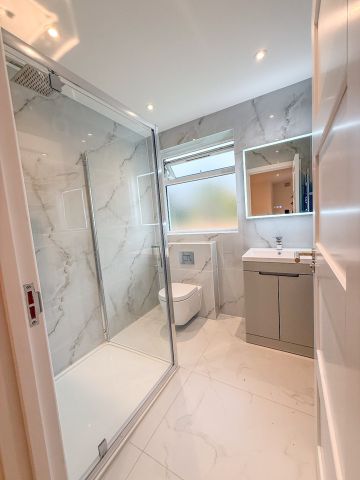 3 Bed Flat, Chatsworth Road, NW2 - Photo 3