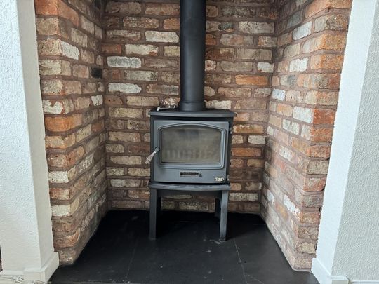 3 bedroom farm house to rent - Photo 1