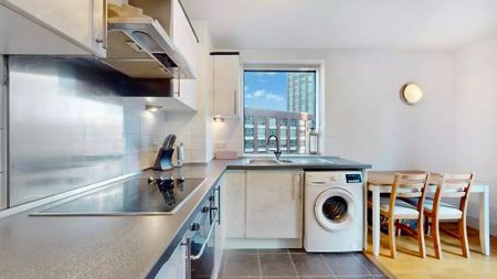 1 Bed Flat, Wharfside Point North, E14 - Photo 5