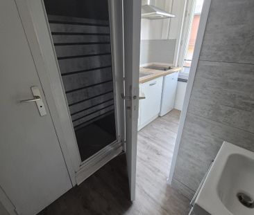 Location Appartement 1 pièce 20m² LOUVROIL 59720 - Photo 4