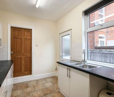 2 bedroom semi-detached house to rent - Photo 1