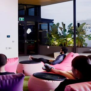 Standard Room in 5-Bed Apartment - Photo 1