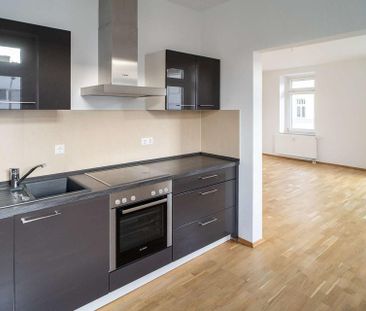 ✨Neu! Stilvoll und bezugsbereit: 2 Zimmer, Wannenbad und Balkon - Photo 4