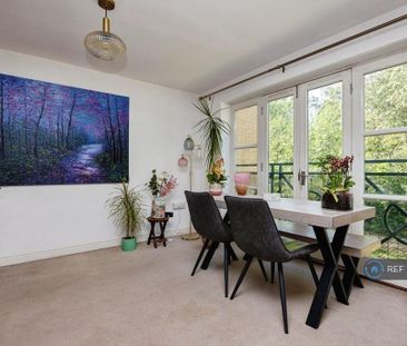 2 bedroom flat to rent - Photo 6