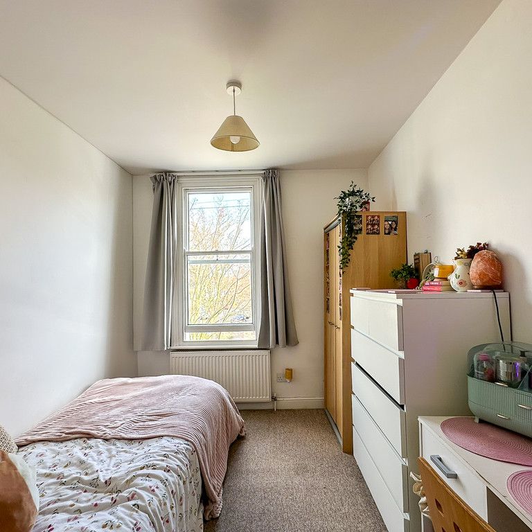 Room 4, Abbey Road, Cambridge - Photo 1