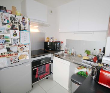 Location Appartement 2 pièces 40m² - Photo 2