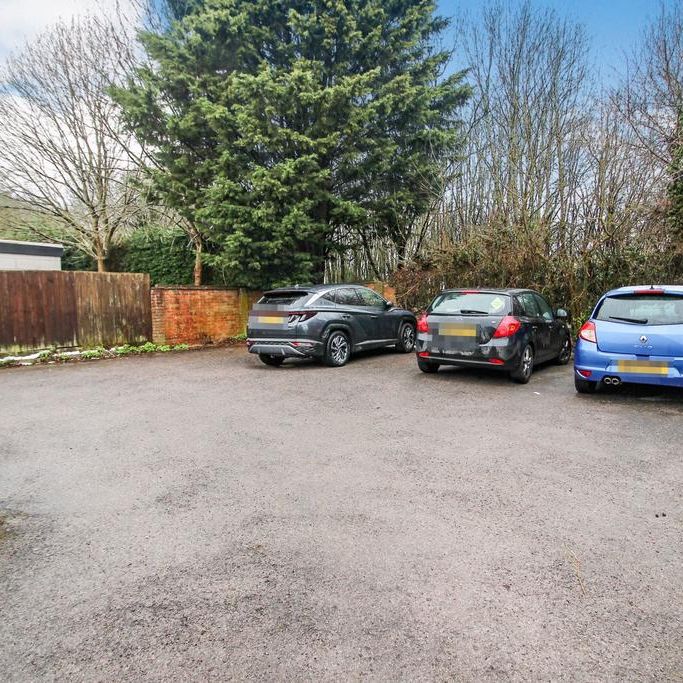 1 bedroom property to rent - Photo 2