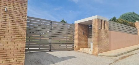 Μονοκατοικία για ενοικίαση Καλύβια Θορικού - Photo 4