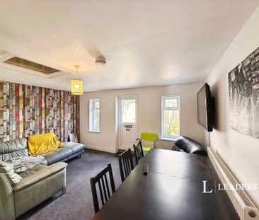 5 bedroom house to rent Henville Road, 40 Henville Road, Bournemout... - Photo 1