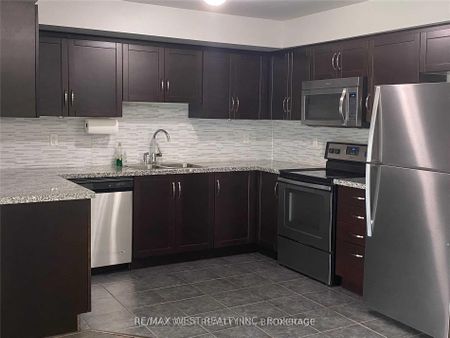 For Lease - 130 Widdicombe Hill Boulevard Unit# 421, Toronto, Ontario - Photo 3