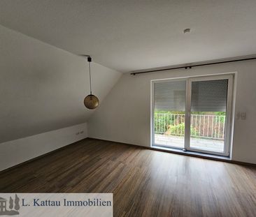 M 15 RÖNNEBECK -gepflegte 3 Zimmerwohnung im Obergeschoss mit einem... - Photo 1