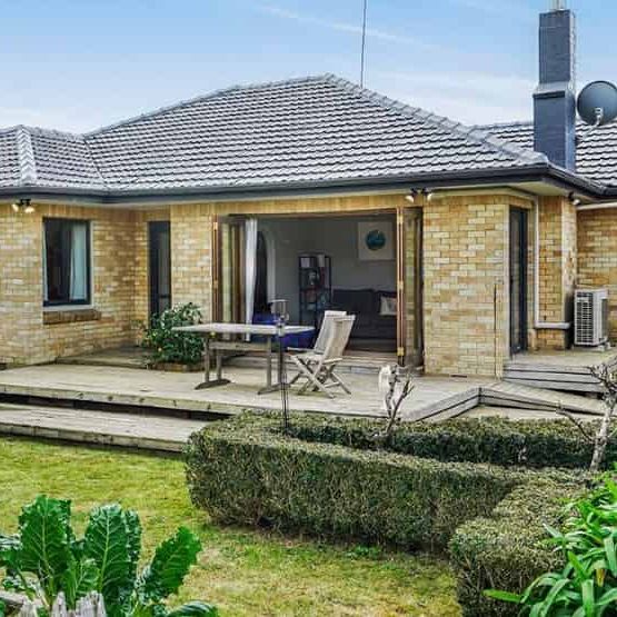 3 bedroom beauty in East Street Hamilton - Photo 1