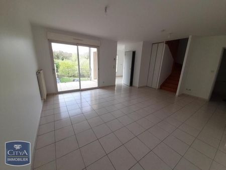 Location Appartement 4 pièces 85m² ANGOULEME 16000 - Photo 2