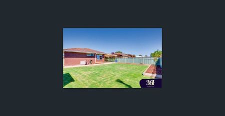 Beautifully Presented 3-Bedroom Home for Rent in the Heart of Wyndham Vale – Walk to Parks, Shops & Schools - Photo 4