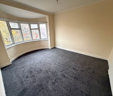 Scott Avenue, Penn, Wolverhampton - Photo 6