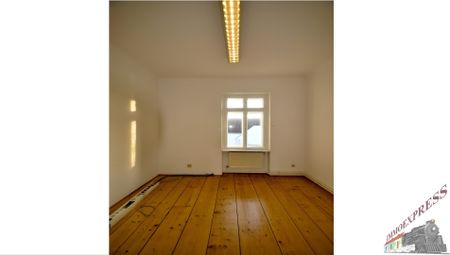 Villa in gut frequentierter und auch repräsentativer Lage! Ideal als Rechtsanwaltskanzlei oder Praxisraum und dgl. geeignet - Photo 3