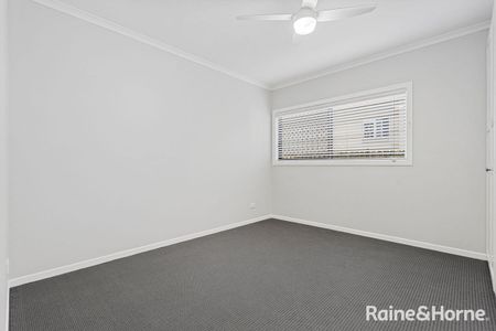 Beautifully Renovated 4 Bedroom Home in Prime Location complete with partial water views! - Photo 5