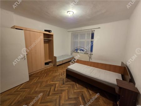 Casa de inchiriat in zona Parcului Sub Arini din Sibiu - Fotografie 5