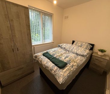 Room in a Shared House, Welwyndale Road, B72 - Photo 4
