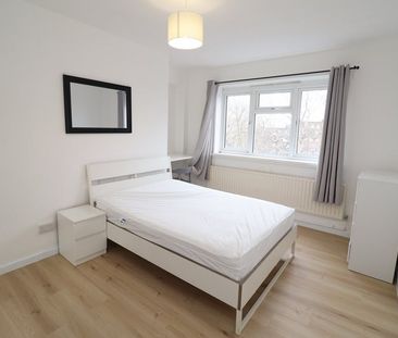 Room in a Shared Flat, Godwin House, E2 - Photo 5