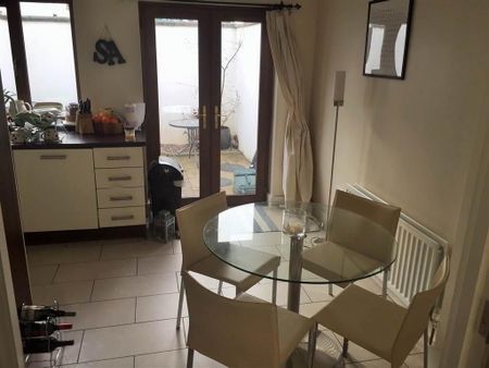 57 Ravenhill Parade, Belfast, BT6 8NU - Photo 3