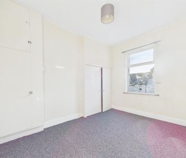 St Vincent Road, Wallasey, 4 bedroom, House - Terraced - Photo 6