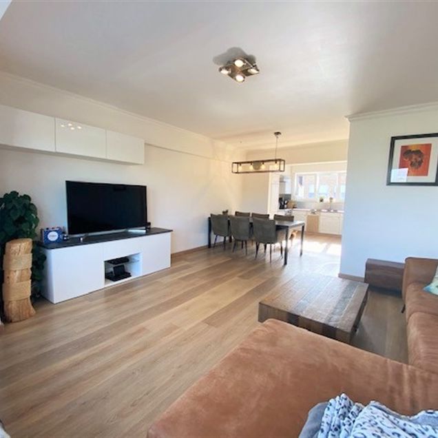 Erg centrale en goed gelegen Bel-Etage met garage en open zicht in Knokke centrum. - Foto 1